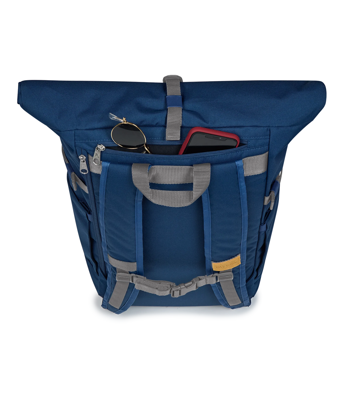 hatchet-rolltop-v0 JS0A86DK003-DET4.webp