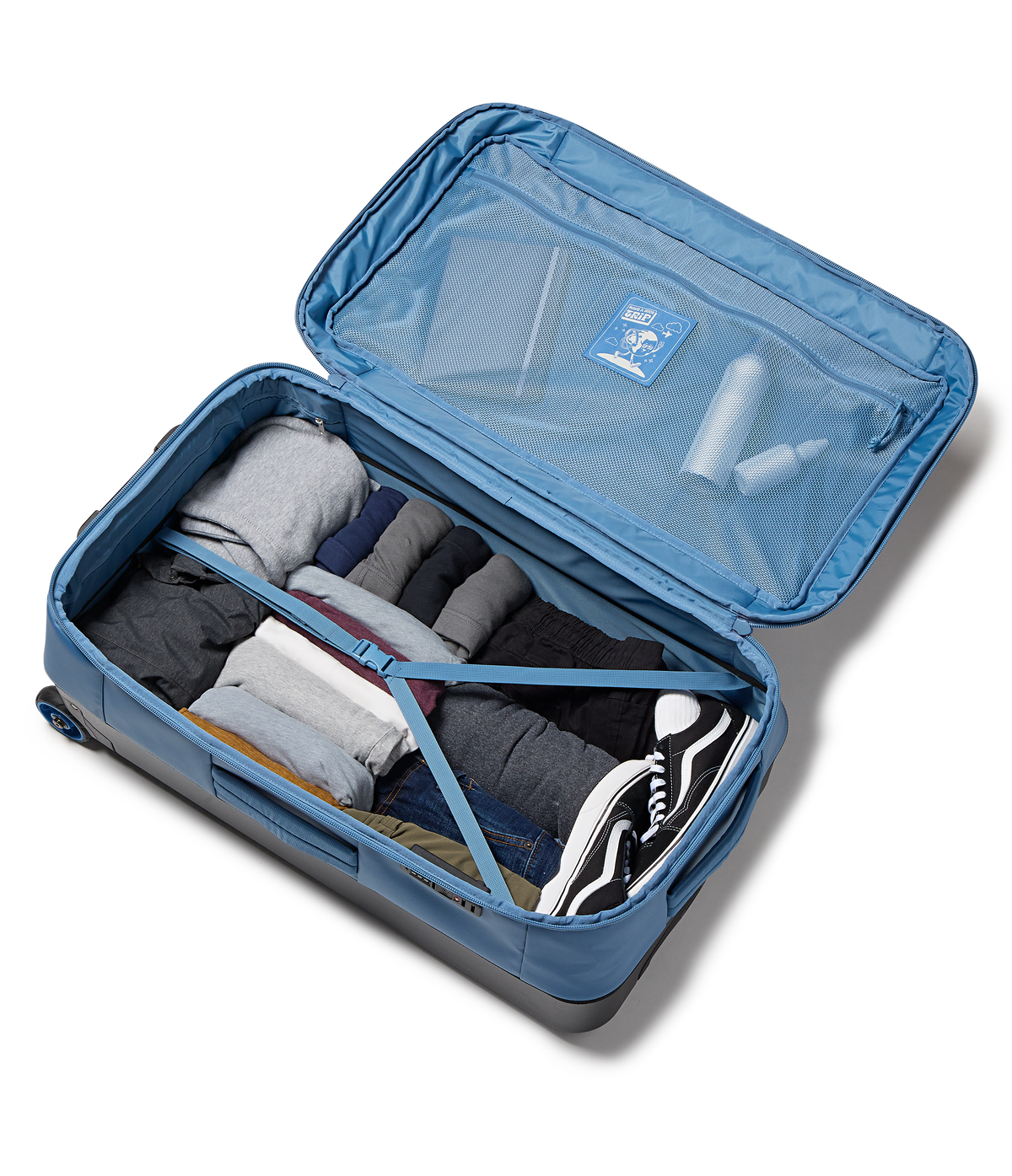 good-latitude-30-rolling-duffel-i4 JS0A86EOEW5-DET3.png